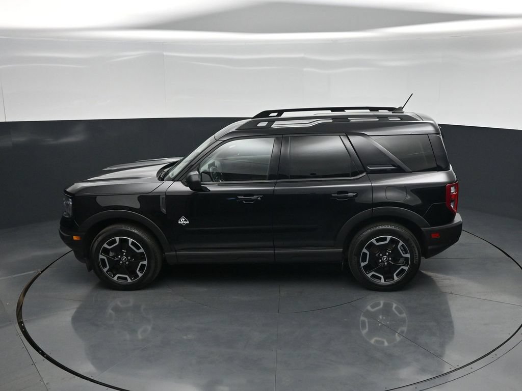 Certified 2023 Ford Bronco Sport Outer Banks w/ Tech Package AWD/4WD image 40