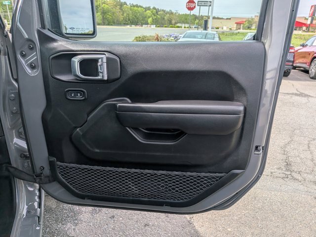 Used 2021 Jeep Gladiator Sport AWD/4WD image 30
