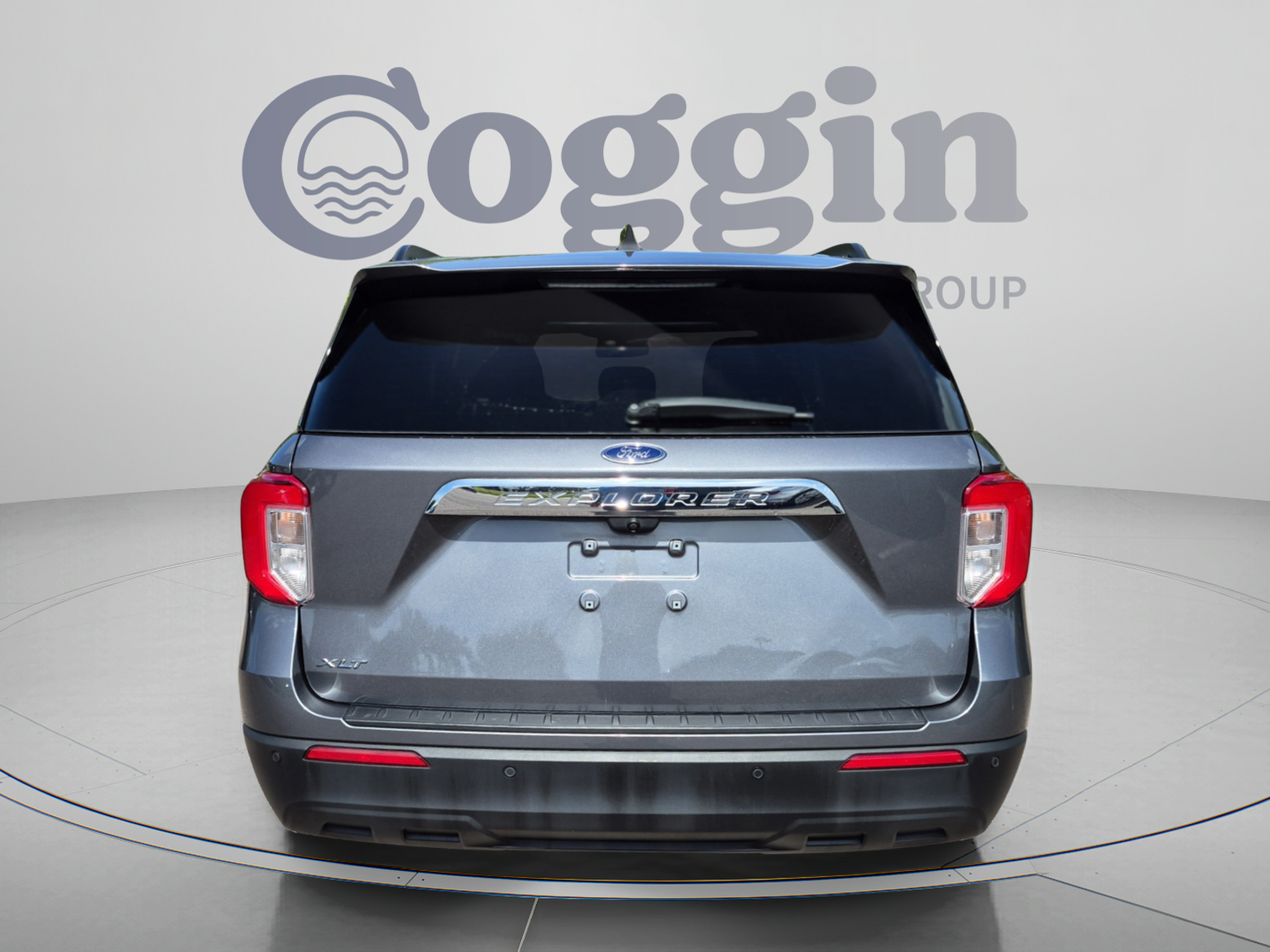 Certified 2022 Ford Explorer XLT RWD image 4