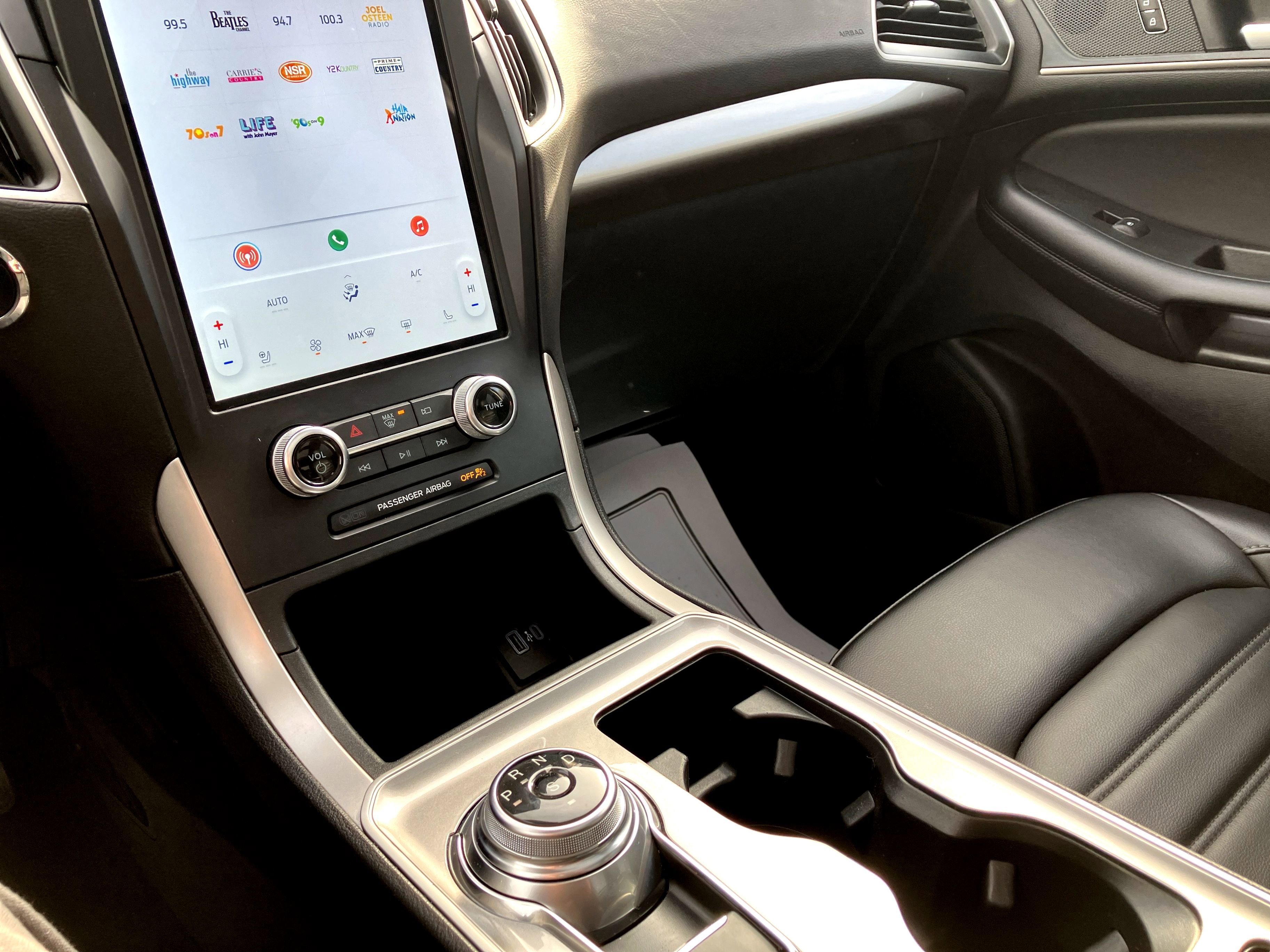 Certified 2024 Ford Edge SEL w/ Convenience Package image 12