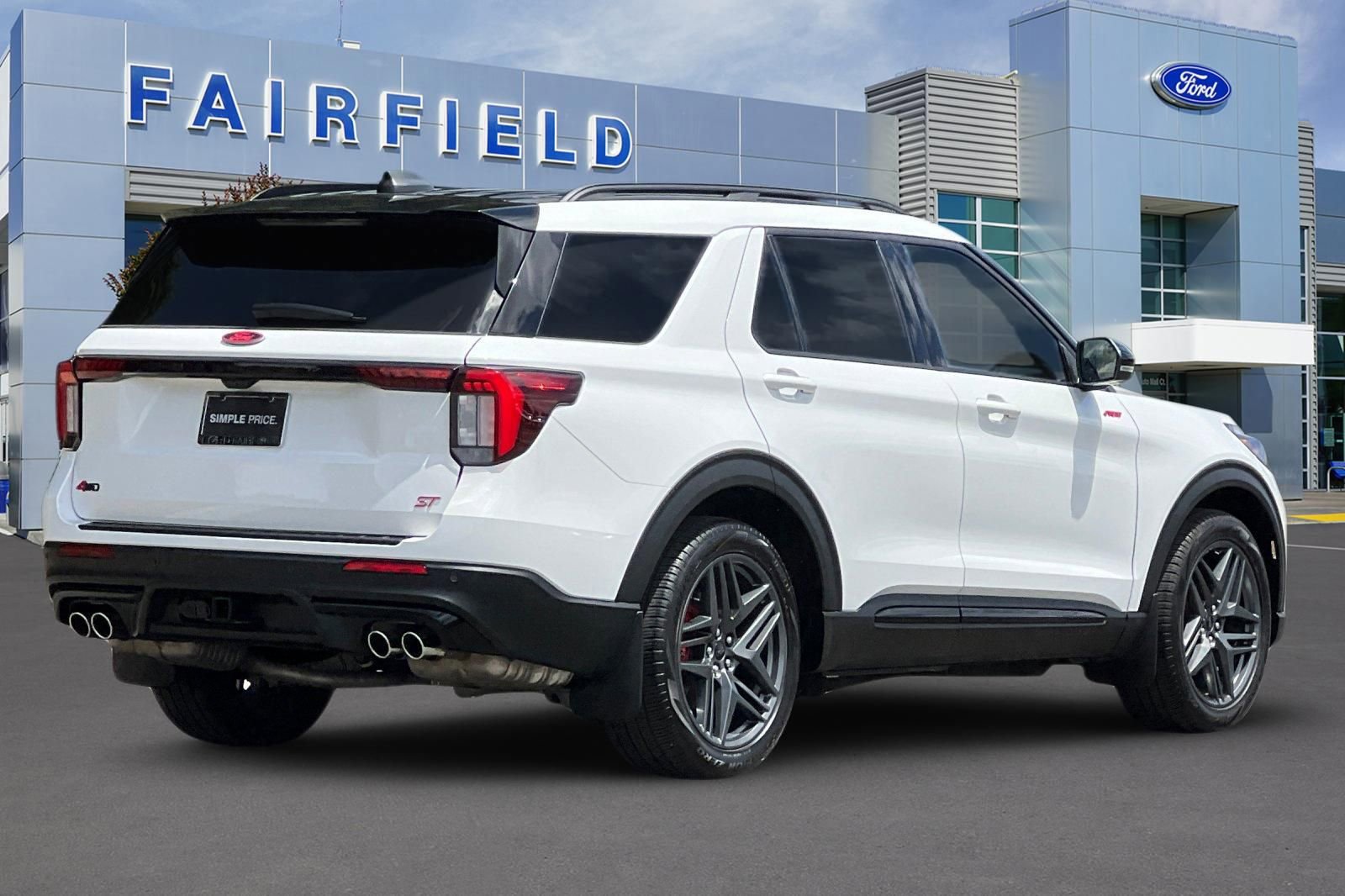 Certified 2025 Ford Explorer ST AWD/4WD image 2