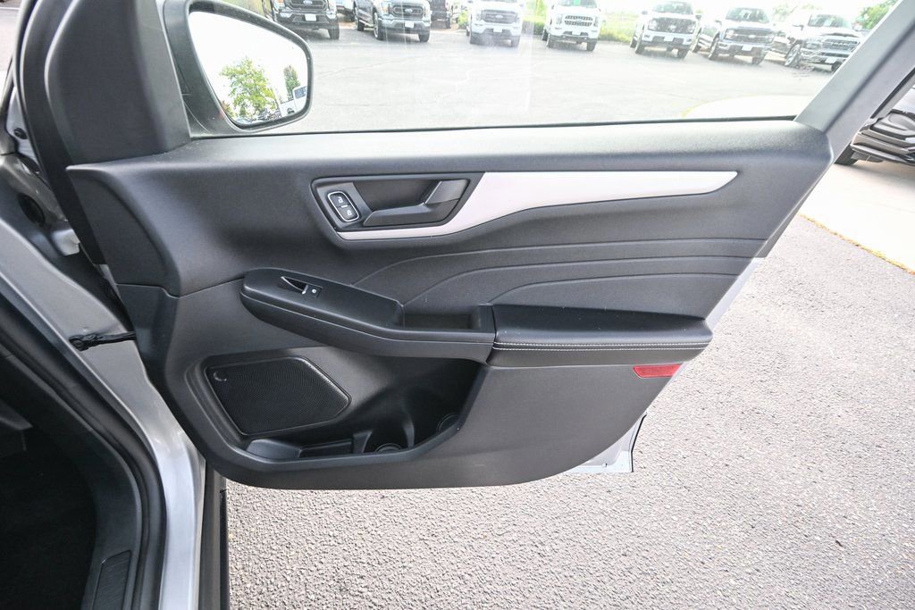 Certified 2022 Ford Escape SE image 29