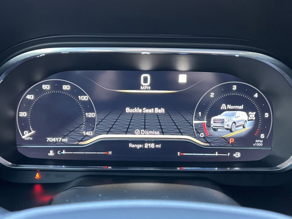 Used 2023 GMC Yukon XL AT4 image 28