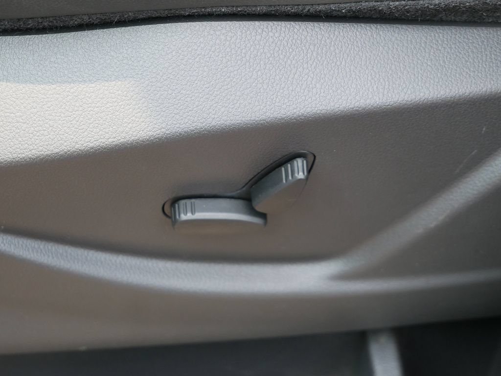 Certified 2017 Ford Transit Connect Titanium FWD image 18