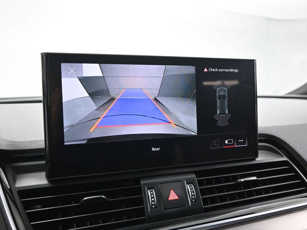 Used 2021 Audi SQ5 Premium w/ Convenience Package image 43
