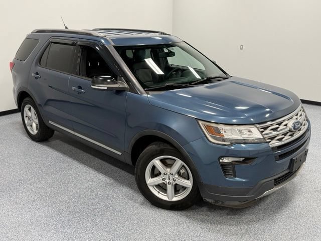 Certified 2018 Ford Explorer XLT w/ Equipment Group 202A FWD image 41