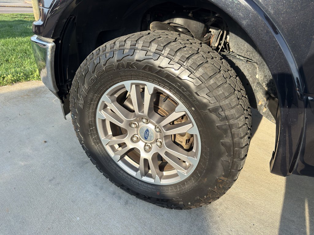 Certified 2019 Ford F150 Lariat image 4