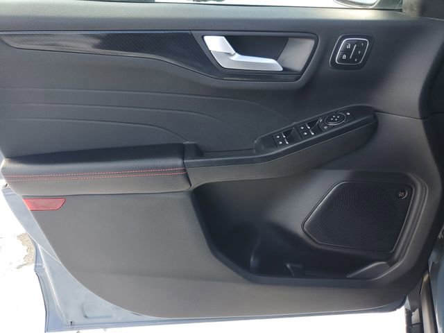 Certified 2023 Ford Escape ST-Line Select w/ Tech Pack #2 image 7