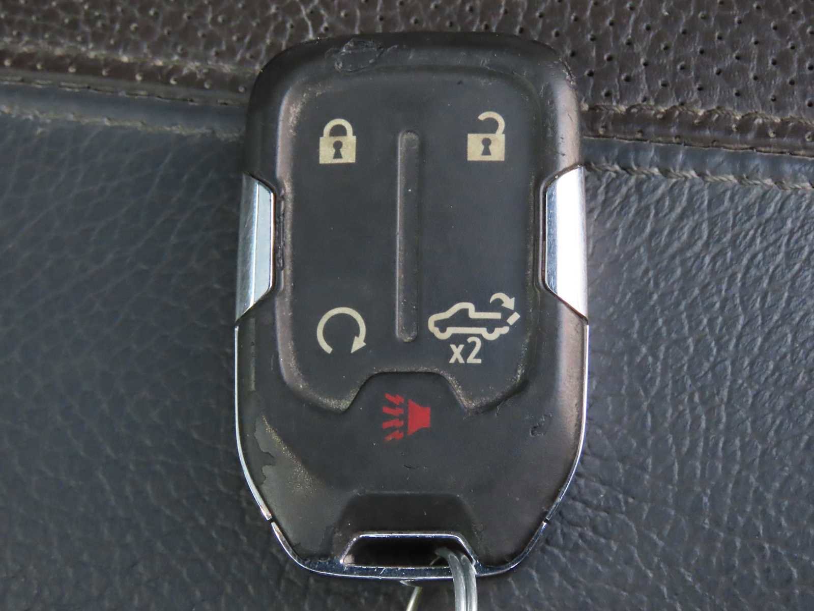 Used 2022 GMC Sierra 3500 Denali w/ Denali Ultimate Package image 38