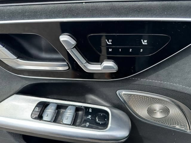 Used 2023 Mercedes-Benz EQE 500 4MATIC Sedan image 16