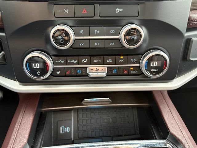 Certified 2024 Ford Expedition Limited AWD/4WD image 35