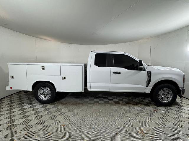 Certified 2024 Ford F350 XL w/ XL Chrome Package RWD image 2