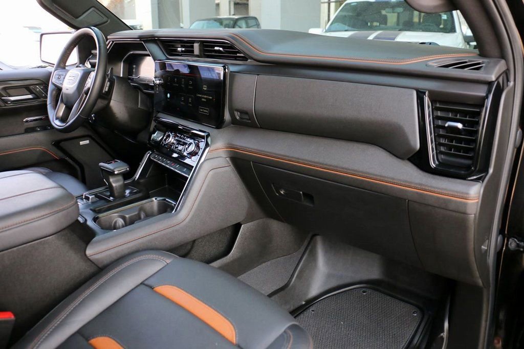 Used 2023 GMC Sierra 1500 AT4 w/ Technology Package image 38