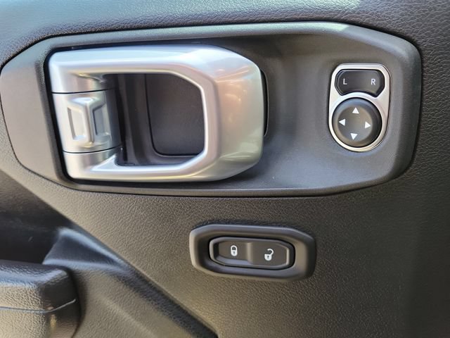 Used 2023 Jeep Gladiator Sport AWD/4WD image 24