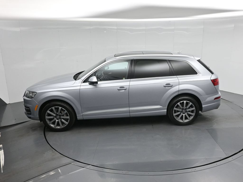 Used 2017 Audi Q7 3.0T Premium Plus w/ Premium Plus Package AWD/4WD image 47