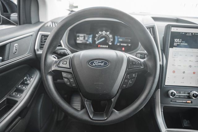 Certified 2022 Ford Edge SE w/ Black Appearance Package image 36