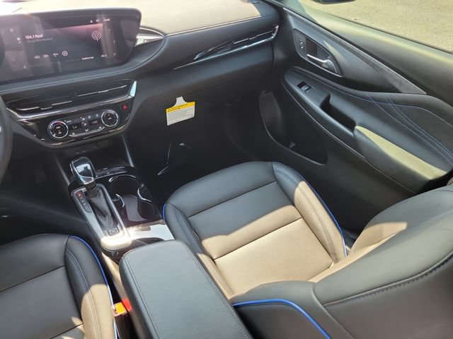 Used 2025 Buick Envista Sport Touring w/ Convenience I Package FWD image 15
