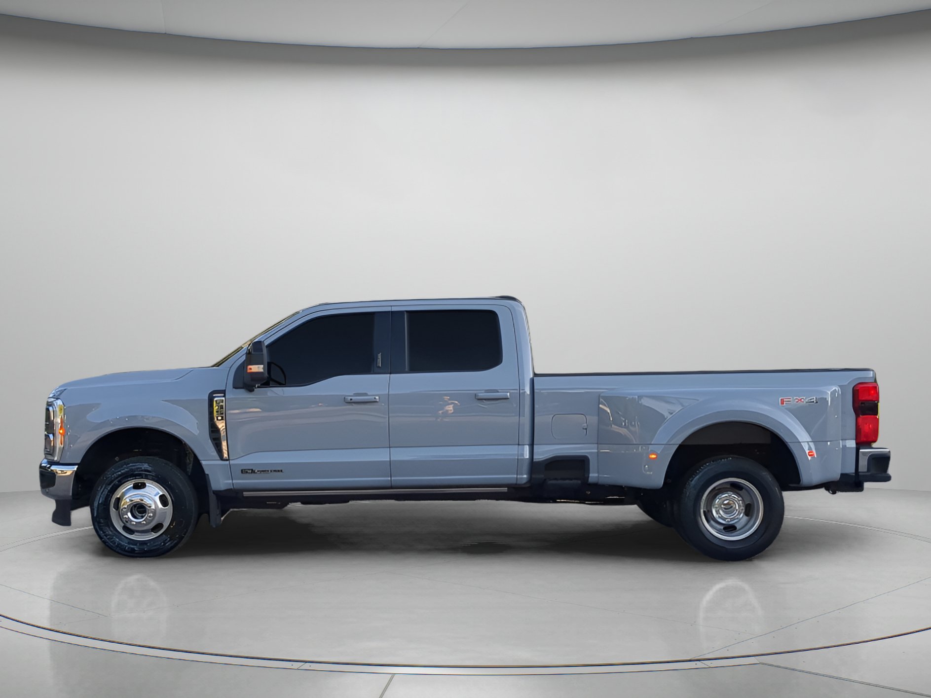 Certified 2024 Ford F350 Lariat w/ Lariat Ultimate Package AWD/4WD image 43