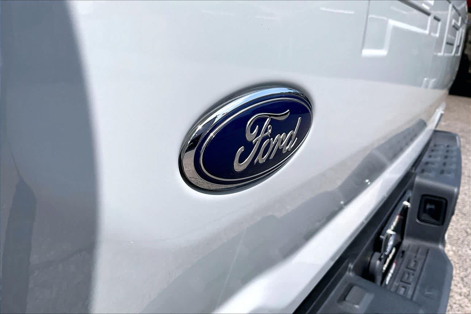 Certified 2023 Ford F150 Lightning Lariat w/ Equipment Group 511A High AWD/4WD image 30