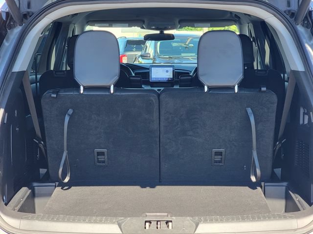 Certified 2023 Ford Explorer XLT w/ Equipment Group 202A AWD/4WD image 23