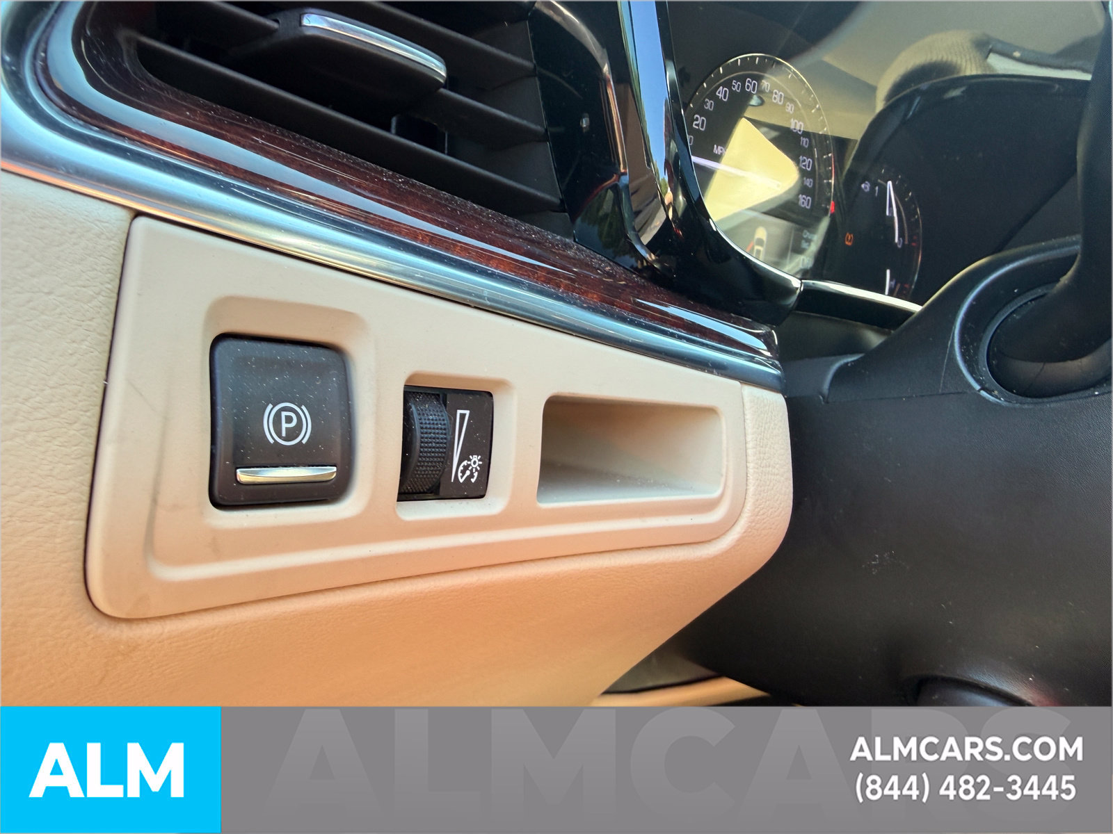 Used 2019 Cadillac XT5 Luxury FWD image 27