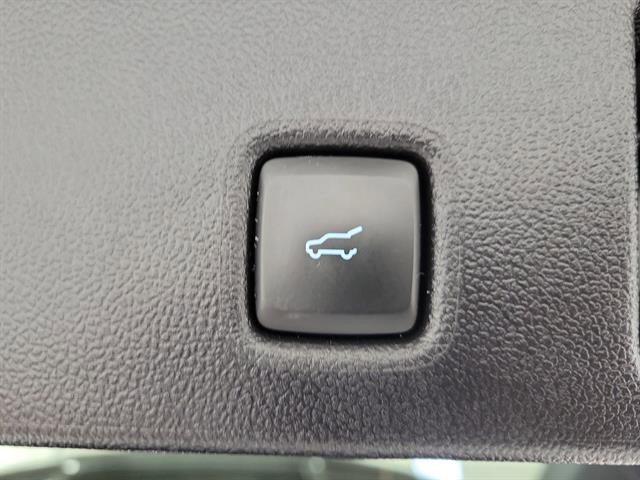 Certified 2025 Ford Escape Platinum AWD/4WD image 9