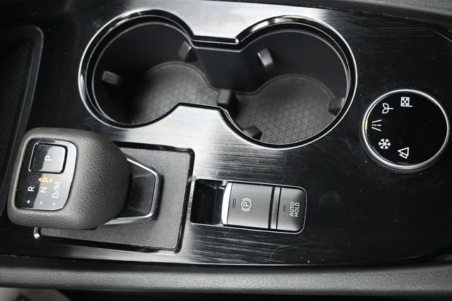 Used 2023 Nissan Rogue S AWD/4WD image 13