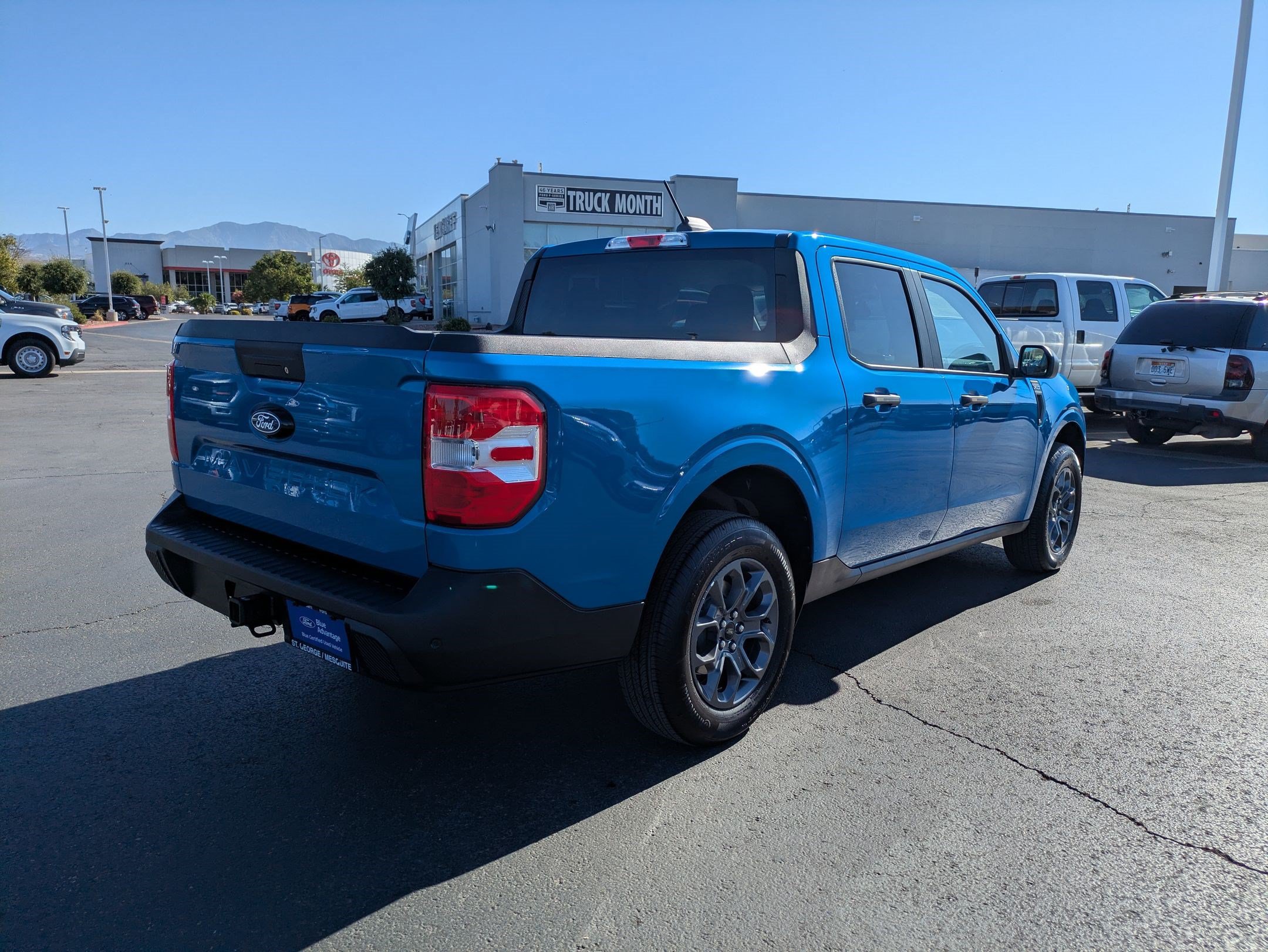Certified 2026 Ford Maverick XLT w/ Equipment Group 301A AWD/4WD image 4