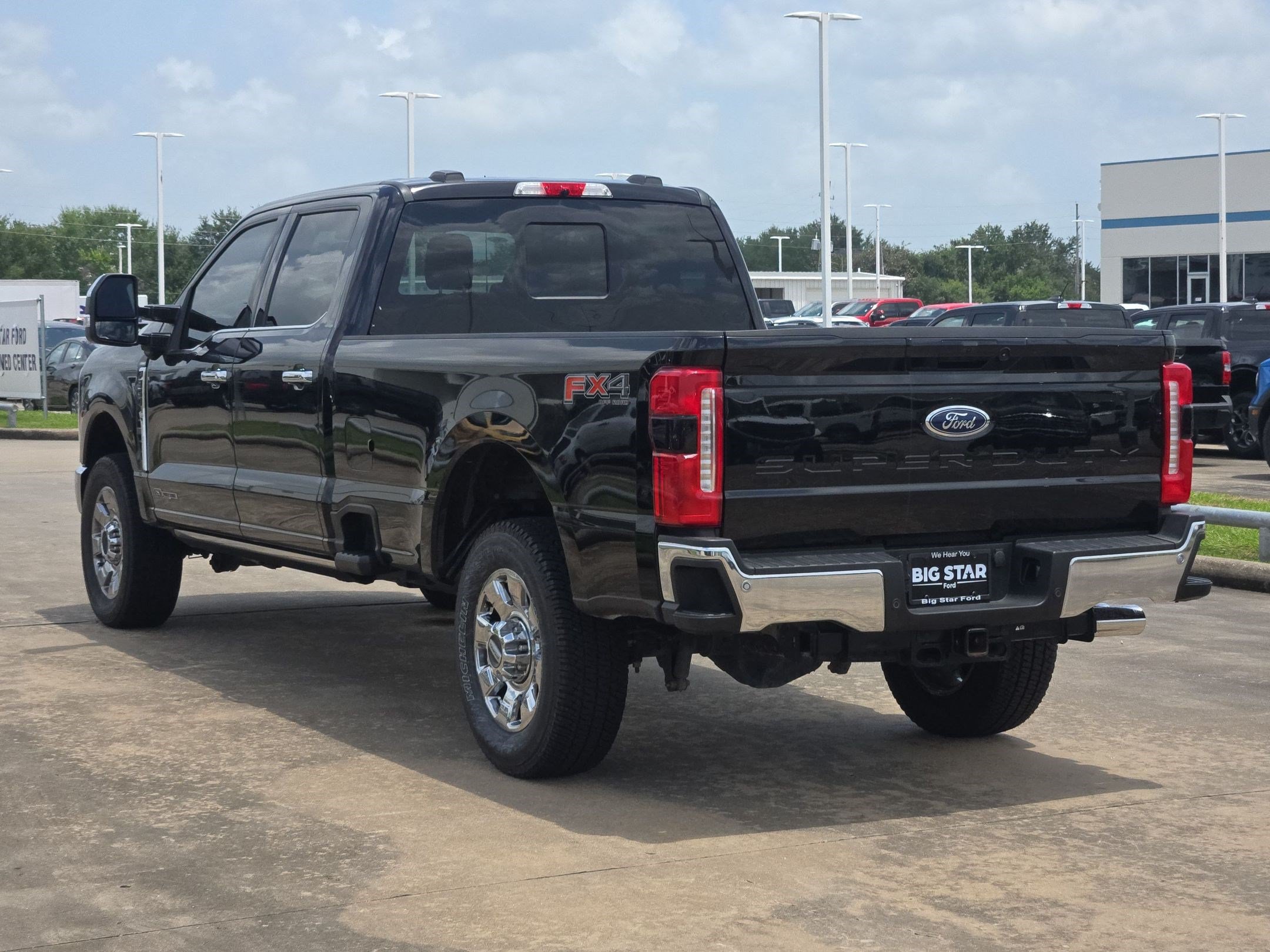 Certified 2025 Ford F350 Lariat w/ Lariat Ultimate Package AWD/4WD image 7