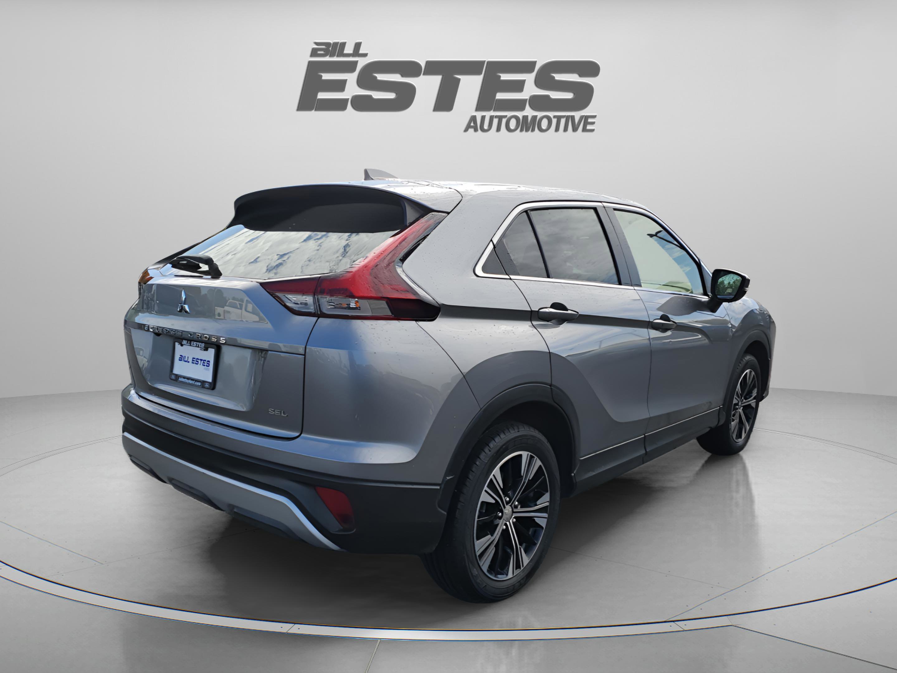 Used 2022 Mitsubishi Eclipse Cross SEL AWD/4WD image 4