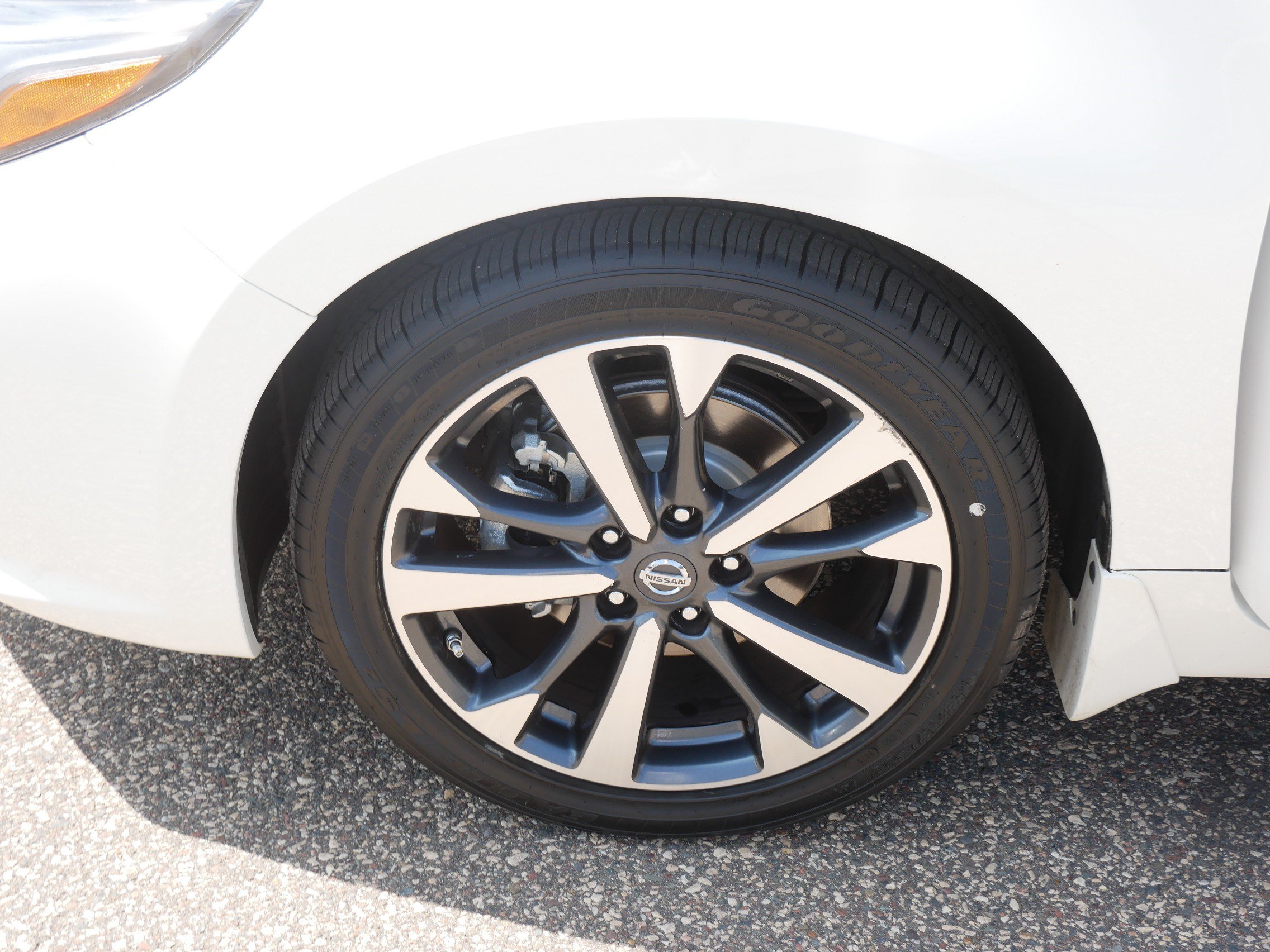 Used 2017 Nissan Altima 2.5 SR FWD image 15