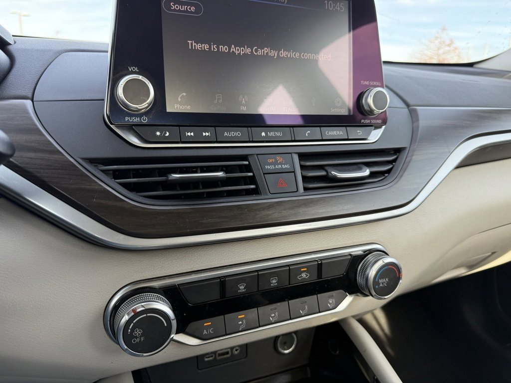 Used 2023 Nissan Altima 2.5 SV image 18