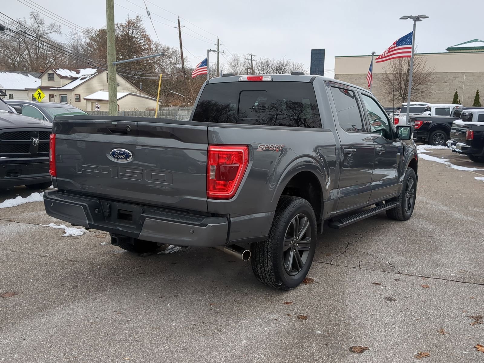 Certified 2022 Ford F150 XLT w/ Equipment Group 302A High image 11