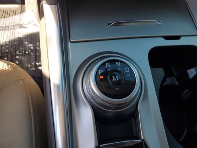 Certified 2020 Ford Explorer Platinum w/ Premium Technology Package image 32