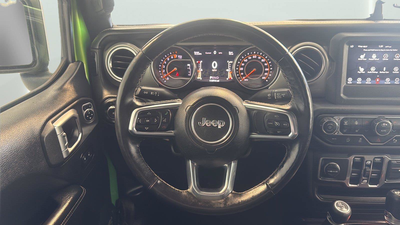 Used 2018 Jeep Wrangler Unlimited Sahara AWD/4WD image 12