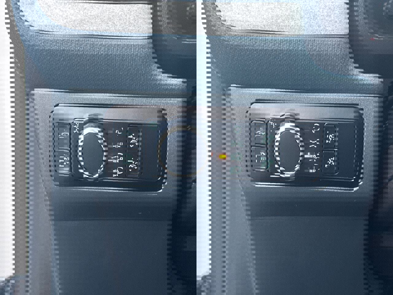 Certified 2024 Ford Maverick XLT image 33