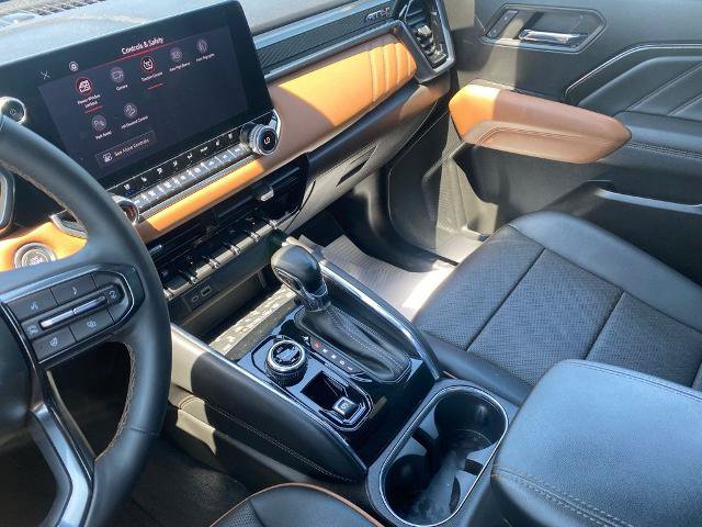 Used 2024 GMC Canyon AT4 w/ AT4 Premium Package AWD/4WD image 24