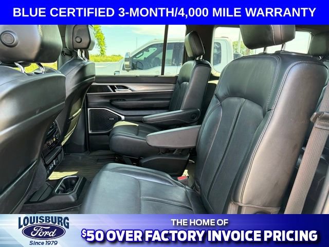Used 2022 Jeep Wagoneer Series III AWD/4WD image 12