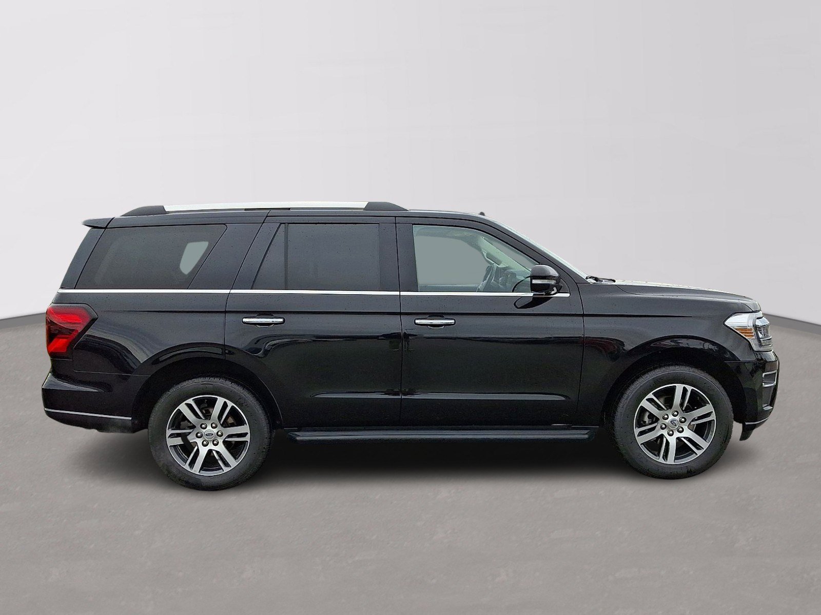 Certified 2024 Ford Expedition Limited AWD/4WD image 7