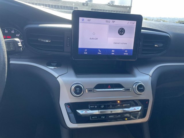 Certified 2023 Ford Explorer XLT RWD image 25