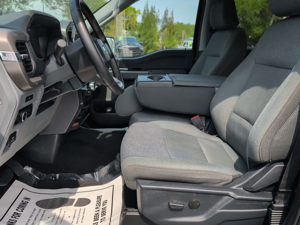 Certified 2025 Ford F150 XLT w/ Equipment Group 301A Standard image 8