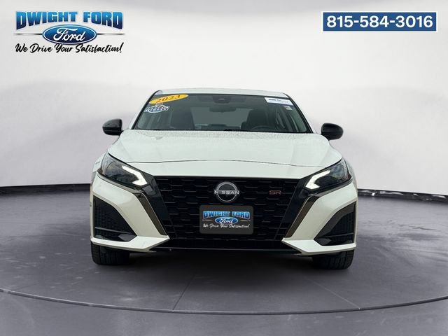 Used 2023 Nissan Altima 2.5 SR w/ SR Premium Package FWD image 8
