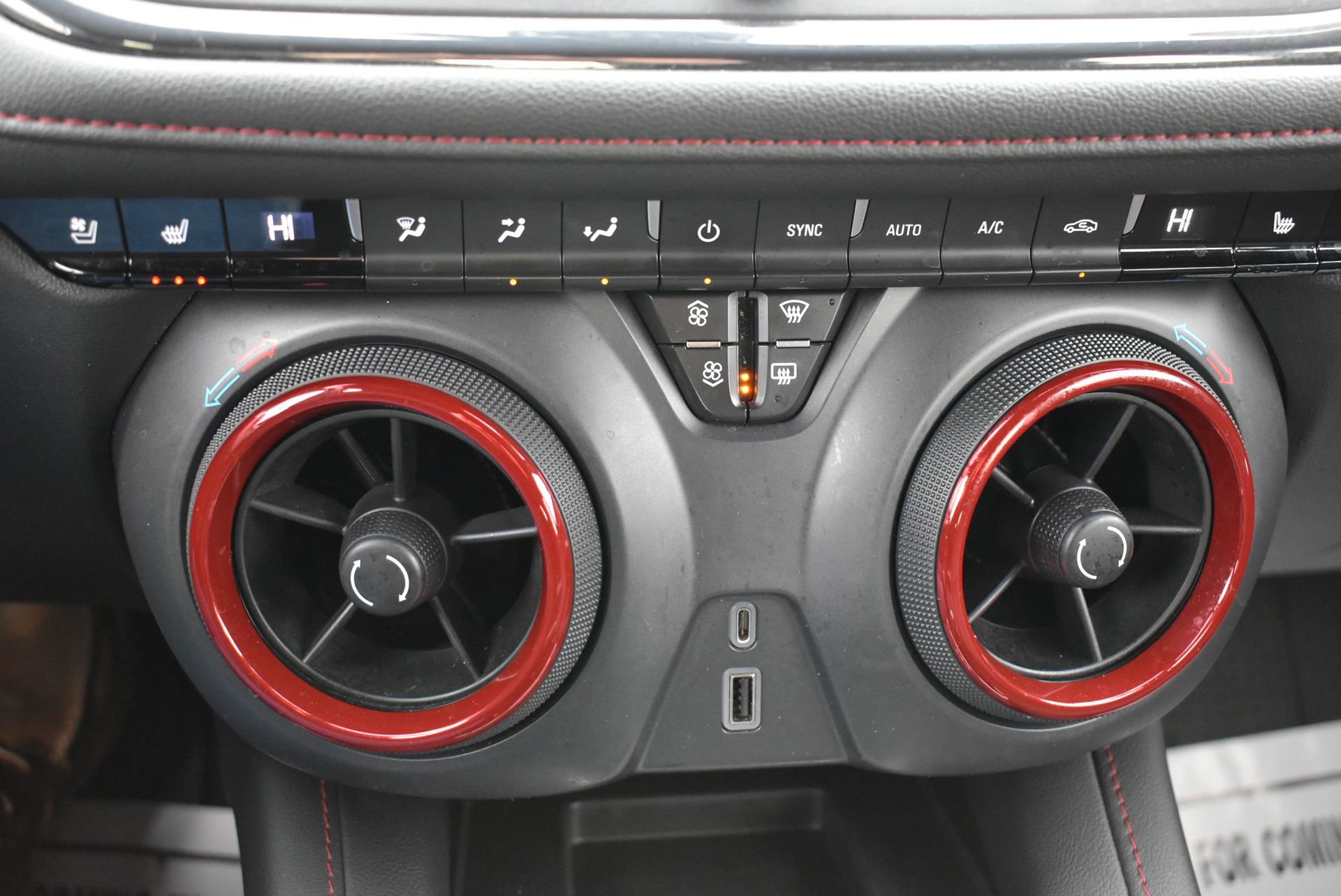 Used 2020 Chevrolet Blazer RS image 34