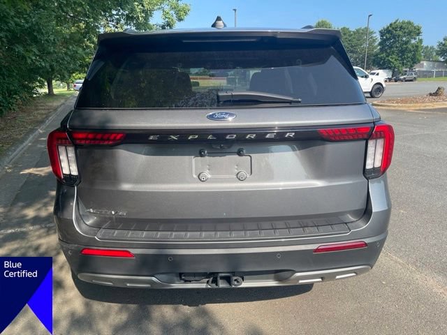 Certified 2025 Ford Explorer Active w/ Active Comfort Package RWD image 5