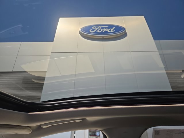 Certified 2022 Ford Edge SEL w/ Convenience Package AWD/4WD image 19