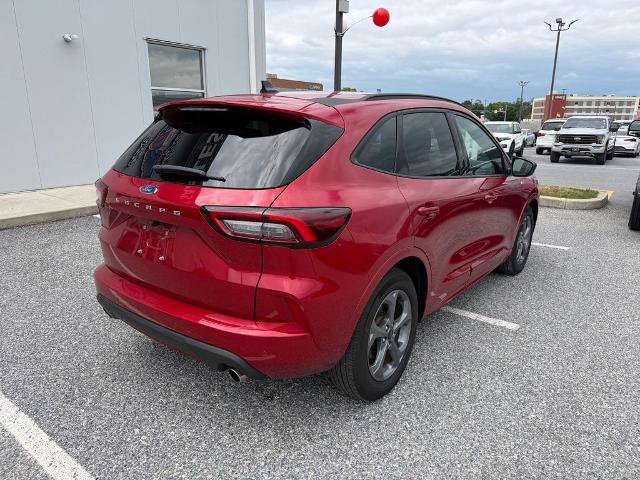 Certified 2023 Ford Escape ST-Line w/ Tech Pack #1 FWD image 8