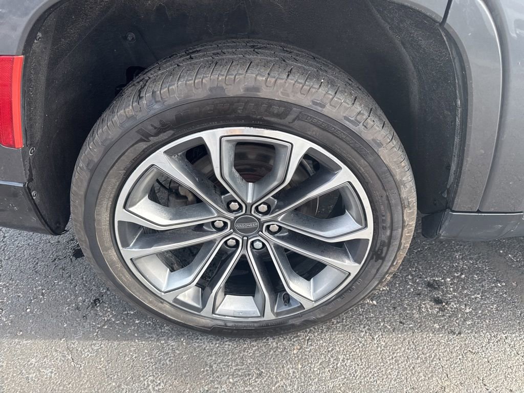 Used 2022 Jeep Grand Wagoneer Series III w/ Rear Seat Video Group 1 image 52