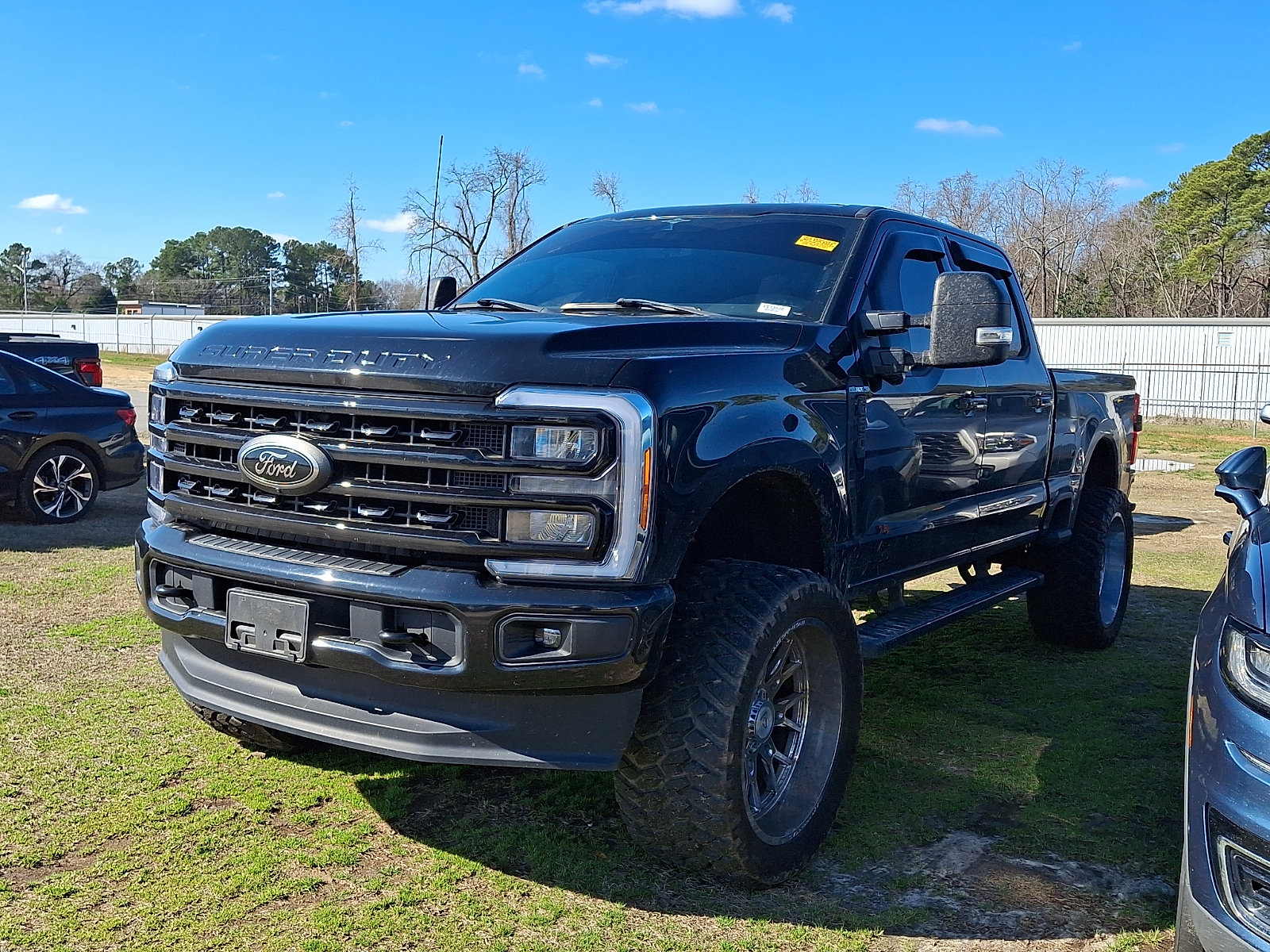 Certified 2023 Ford F250 XLT w/ Black Appearance Package image 3
