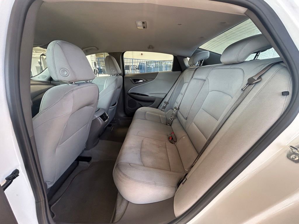 Used 2025 Chevrolet Malibu LT image 33