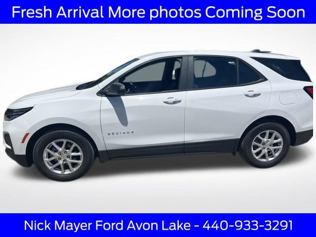 Used 2024 Chevrolet Equinox LS FWD image 3
